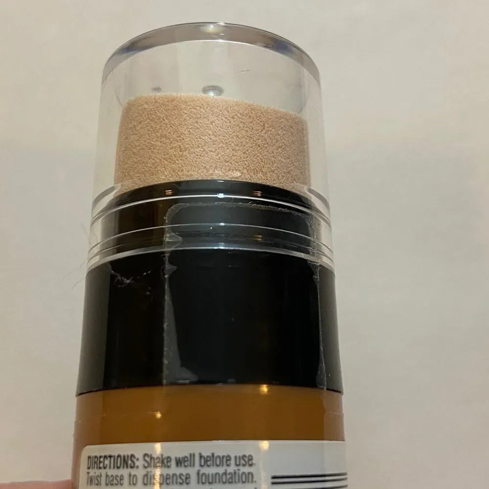 10/$50  Revlon Photoready Insta-Filter Foundation - 400 Caramel